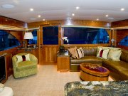 Jarrett Bay 70 - Salon