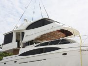 Carver Yacht