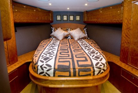 Jarrett Bay 70 - Stateroom