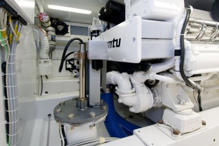 Jarrett Bay 70 - Engine Room