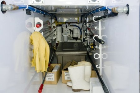 Jarrett Bay 70 - Engine Room