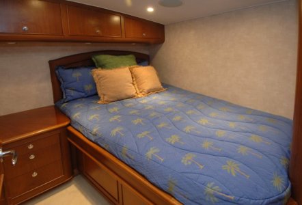 Jarrett Bay 53 - Stateroom