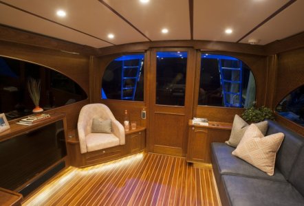 Jarrett Bay 43 HTX - salon