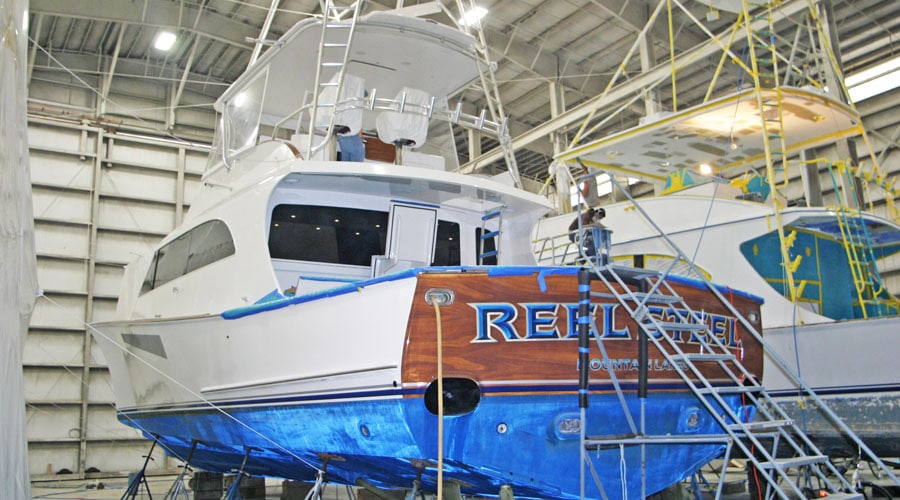 Jarrett Bay Boatworks Earns Refit International Award - Jarrett